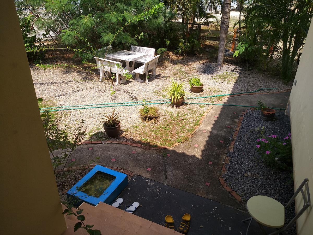 Right On The Beach House Villa Taling Ngam Beach Buitenkant foto